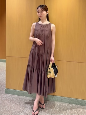 「SNIDEL（スナイデル）のアイテム（かごバッグ）」を使った、SNIDELさん（レディース・160cm）の夏コーディネート