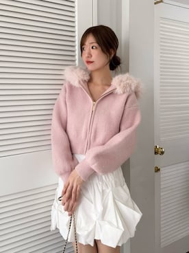 「肌見せ」｜「アイテム（ショルダーバッグ）」を使った、SNIDELさん（レディース・162cm）の秋コーディネート