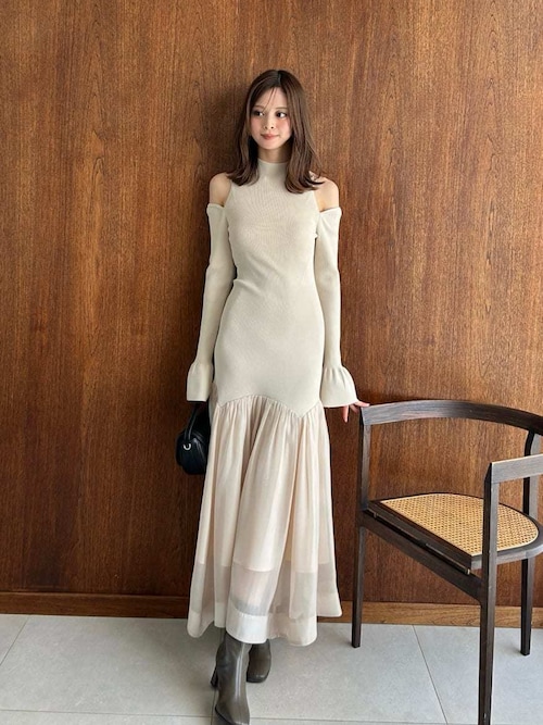 Sustainableコールドショルダーニットワンピース（ワンピース