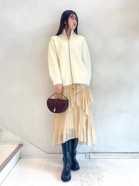 「アイテム（スカート）」を使った、SNIDELさん（レディース・174cm）の秋コーディネート