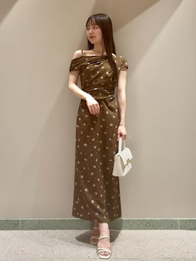 「アイテム（パンプス、ホワイト系）」を使った、SNIDELさん（レディース・160cm）の夏コーディネート