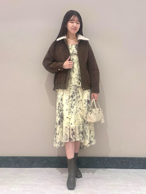 セール】オフショルフリルワンピース（ワンピース）｜SNIDEL