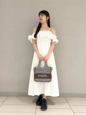「KEEN（キーン）のアイテム」を使った、SNIDELさん（レディース・165cm）の夏コーディネート