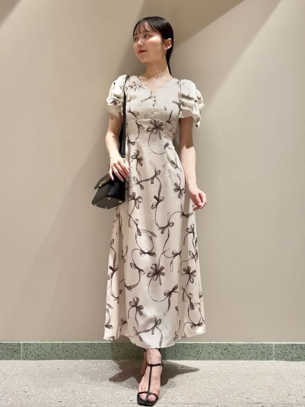 SNIDEL Sustainableリボンプリントワンピース サイズ2 SNIDEL Sustainableリボンプリントワンピース サイズ2 SNIDEL