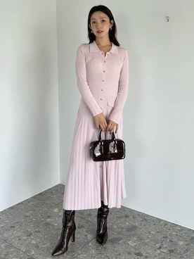 「アイテム（ワンピース、ピンク系）」を使った、SNIDELさん（レディース・159cm）の秋コーディネート