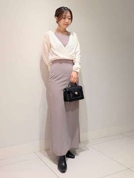 「肌見せ」｜「アイテム（ショルダーバッグ）」を使った、SNIDELさん（レディース・151cm）の秋コーディネート