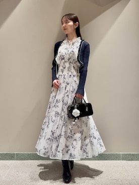 「アイテム（チャーム）」を使った、SNIDELさん（レディース・160cm）の秋コーディネート