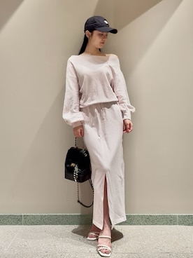 「アイテム（スウェット）」を使った、SNIDELさん（レディース・160cm）の夏コーディネート
