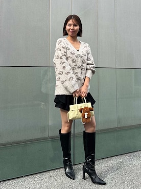 「アイテム（キーケース/キーアクセサリー）」を使った、SNIDELさん（レディース・165cm）の秋コーディネート