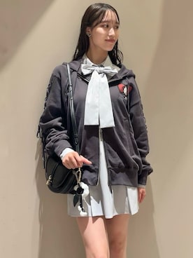 「SNIDEL（スナイデル）のアイテム（アクセサリー）」を使った、SNIDELさん（レディース・163cm）の秋コーディネート