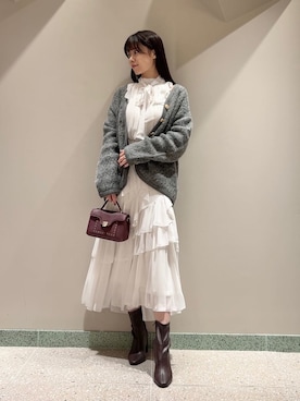 「リラックス」｜「アイテム（ノーカラージャケット）」を使った、SNIDELさん（レディース・165cm）の秋コーディネート