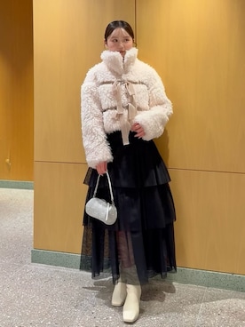 「アイテム（ムートンコート）」を使った、SNIDELさん（レディース・160cm）の秋コーディネート