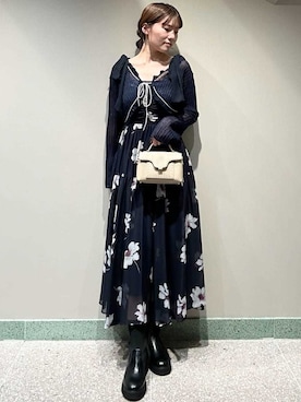 「肌見せ」｜SNIDELさん（レディース・161cm）の秋コーディネート