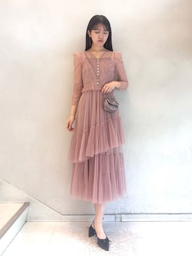 「アイテム（ドレス）」を使った、SNIDELさん（レディース・174cm）の秋コーディネート