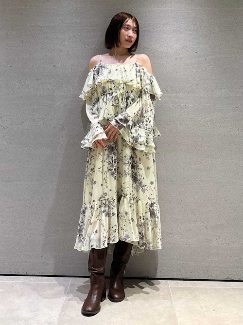 SNIDEL オフショルフリルワンピース SNIDEL（スナイデル） ワンピース オフショルフリルワンピース