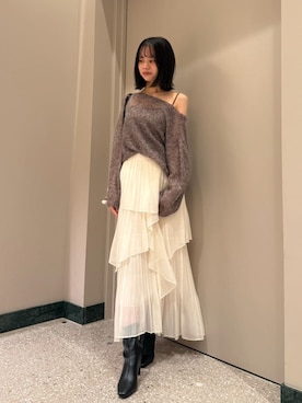 「アイテム（チャーム）」を使った、SNIDELさん（レディース・154cm）の秋コーディネート