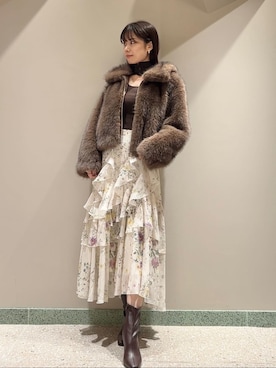 「アイテム（チェスターコート）」を使った、SNIDELさん（レディース・165cm）の秋コーディネート