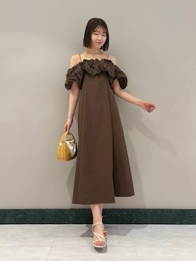 「SNIDEL（スナイデル）のアイテム（かごバッグ）」を使った、SNIDELさん（レディース・174cm）の夏コーディネート