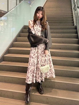 「SNIDEL（スナイデル）のアイテム（ブルゾン）」を使った、SNIDELさん（レディース・167cm）の春コーディネート