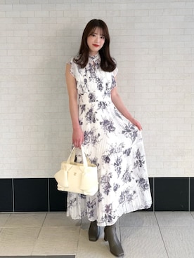 SNIDELさんのコーディネート