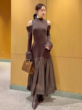 「肌見せ」｜SNIDELさん（レディース・160cm）の秋コーディネート