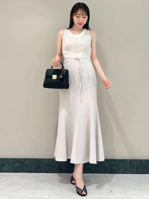 新品タグ付き✨スナイデル SNIDEL ティアードチュニック ブラック コットンライクラッフルカラーチュニック(シャツ・ブラウス