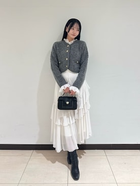 「アイテム（ノーカラージャケット、グレー系）」を使った、SNIDELさん（レディース・163cm）の秋コーディネート