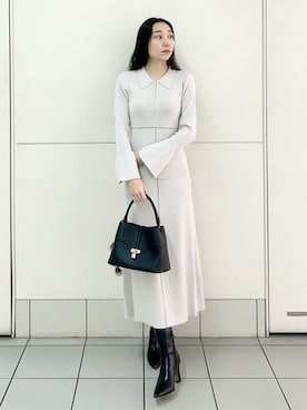 Sustainableスキッパーニットワンピースを使った人気ファッション