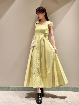 「アイテム（チャーム）」を使った、SNIDELさん（レディース・165cm）の夏コーディネート