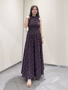 「SNIDEL（スナイデル）のラウンドフラップミニショルダー（ショルダーバッグ、ホワイト系）」を使った、SNIDELさんの夏コーディネート