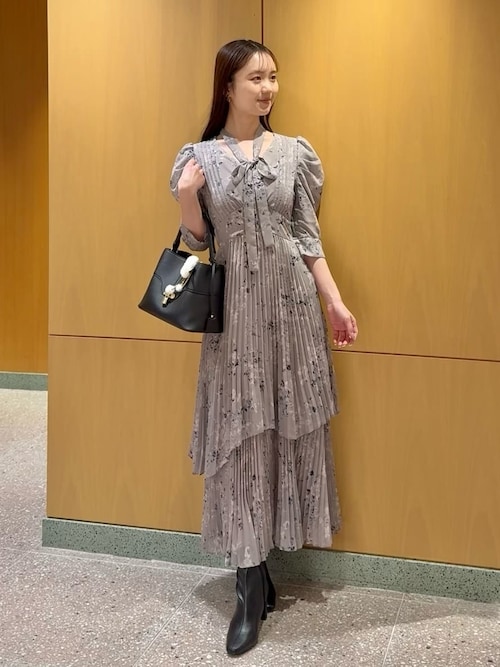 セール】Sustainableプリーツプリントワンピース（ワンピース