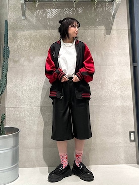 「RAGEBLUE（レイジブルー）の【BATTLE OF TOKYO】ROWDY SHOGUN / コラボプリントＴシャツ（Tシャツ/カットソー、ホワイト系）」を使った、ricoさん（レディース）の春コーディネート