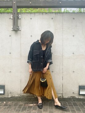 「スタッフコーデ」｜「アイテム（デニムジャケット）」を使った、ずえさんさん（レディース・155cm）の秋コーディネート