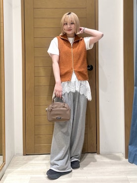 「BAYFLOW（ベイフロー）の[なめらかな肌触り]スムースタッチロゴ半袖Tシャツ（Tシャツ/カットソー、ホワイト系）」を使った、orinさん（レディース・163cm）の春コーディネート