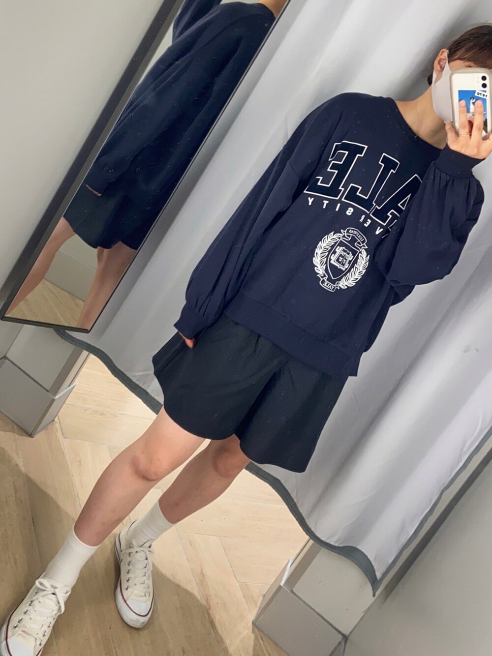 「秋のコーデ、ハーフパンツ、スニーカーコーデ、H&M、スウェット」｜「H&Mのアイテム（スウェット、ブルー系）」を使った、kitsuneさん（レディース・163cm）の夏コーディネートの1枚目の写真
