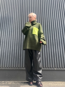 「JW Anderson（ジェイダブリューアンダーソン）のアイテム（ニット/セーター）」を使った、ツジモトさん（レディース・159cm）の秋コーディネート