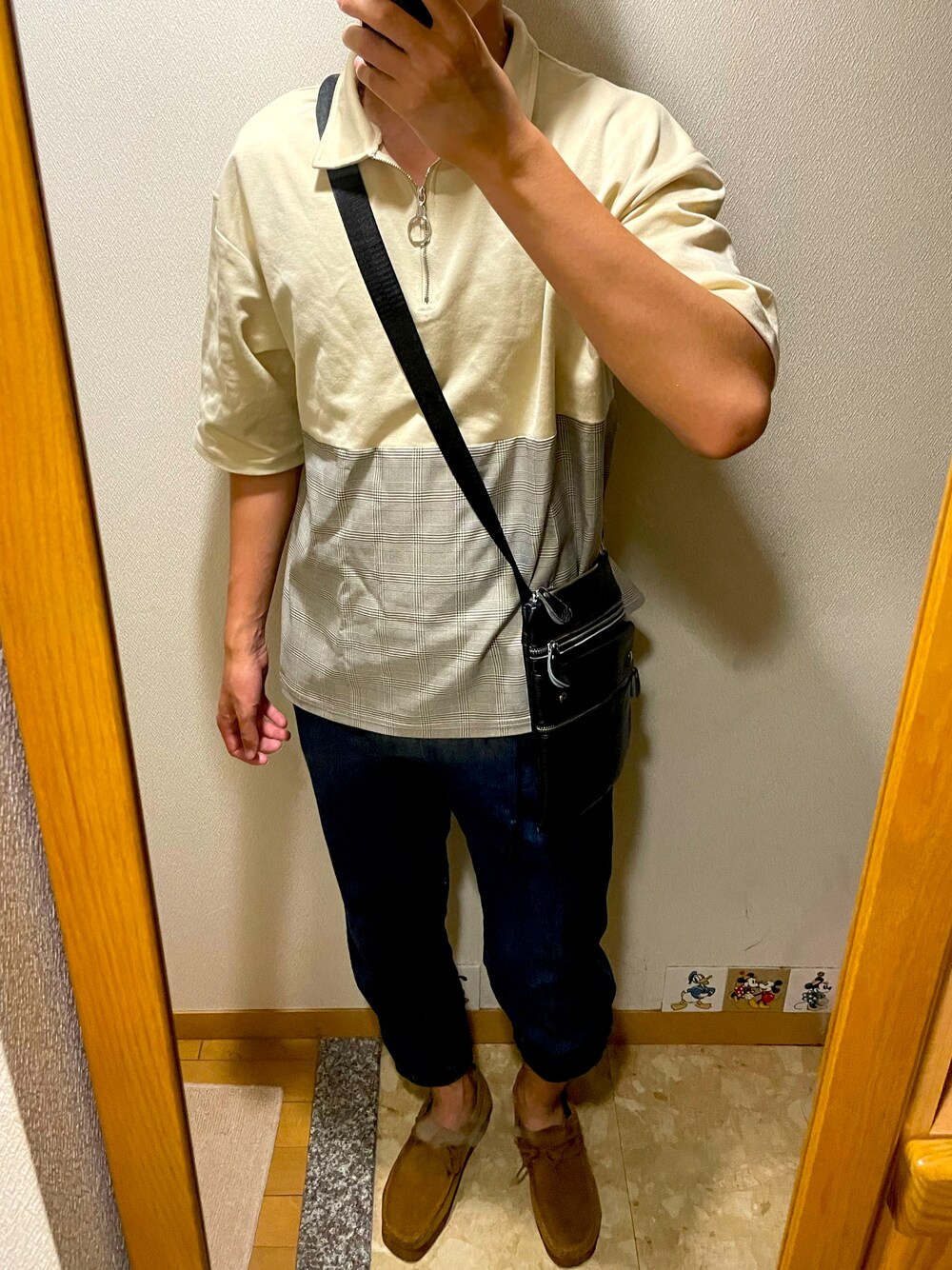 「ハーフジップ、ベージュ、クラークス、夏コーデ、今日のコーデ」｜「Clarks Originalsのクラークスオリジナルズ/メンズ Wallabee ワラビー（モカシン/デッキシューズ、ベージュ系）」を使った、TAKESHIさん（メンズ・178cm）の夏コーディネートの1枚目の写真