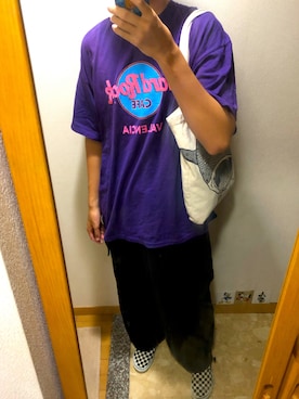 「Tシャツ/カットソー」｜「アイテム（スリッポン）」を使った、TAKESHIさん（メンズ・178cm）の秋コーディネート