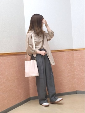 「スリット」｜「アイテム（スラックス）」を使った、mopinoさん（レディース・156cm）の秋コーディネート