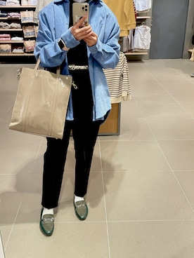 「アイテム（ローファー、グリーン系）」を使った、𝒚𝒖𝒓𝒊𝒏𝒂.さん（レディース・157cm）の秋コーディネート