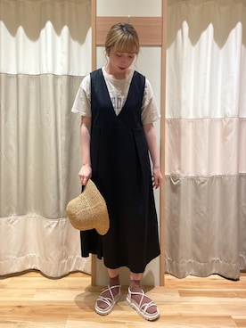 「麦わら帽子」｜「アイテム（ジャンパースカート）」を使った、kotoさん（レディース・163cm）の春コーディネート
