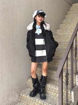 「jouetie（ジュエティ）のフラップファーストライプキャップ（キャップ、グレー系）」を使った、HONOKAさん（レディース・157cm）の秋コーディネート