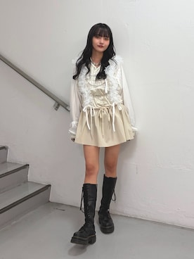 「jouetie（ジュエティ）のマルチチャームレイヤードネックレス（ネックレス、シルバー系）」を使った、HONOKAさん（レディース・157cm）の秋コーディネート