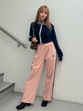 「アイテム（ジャージ）」を使った、HONOKAさん（レディース・157cm）の春コーディネート