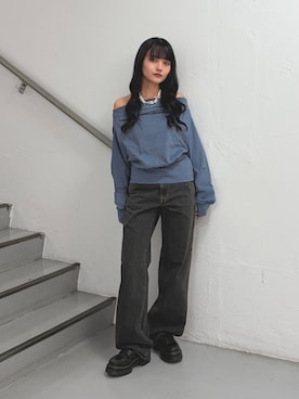 「jouetie（ジュエティ）のワンショルリボントップス（Tシャツ/カットソー、ブルー系）」を使った、HONOKAさん（レディース・157cm）の秋コーディネート
