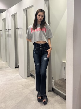 「GYDA（ジェイダ）のBASICチャンキーサンダル（サンダル、ブラック系）」を使った、YURARAさん（レディース・170cm）の夏コーディネート