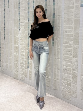 「GYDA（ジェイダ）のアイテム（パンツ）」を使った、YURARAさん（レディース・170cm）の春コーディネート