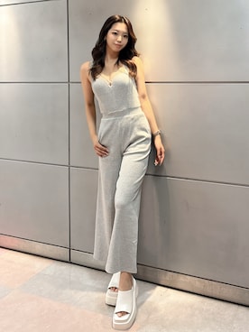 「アイテム（つなぎ/オールインワン）」を使った、YURARAさん（レディース・170cm）の夏コーディネート