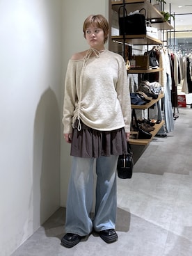 「FREE'S MART（フリーズマート）の◆ワンショルルーズニット（ニット/セーター、ベージュ系）」を使った、harukaさん（レディース・158cm）の冬コーディネート