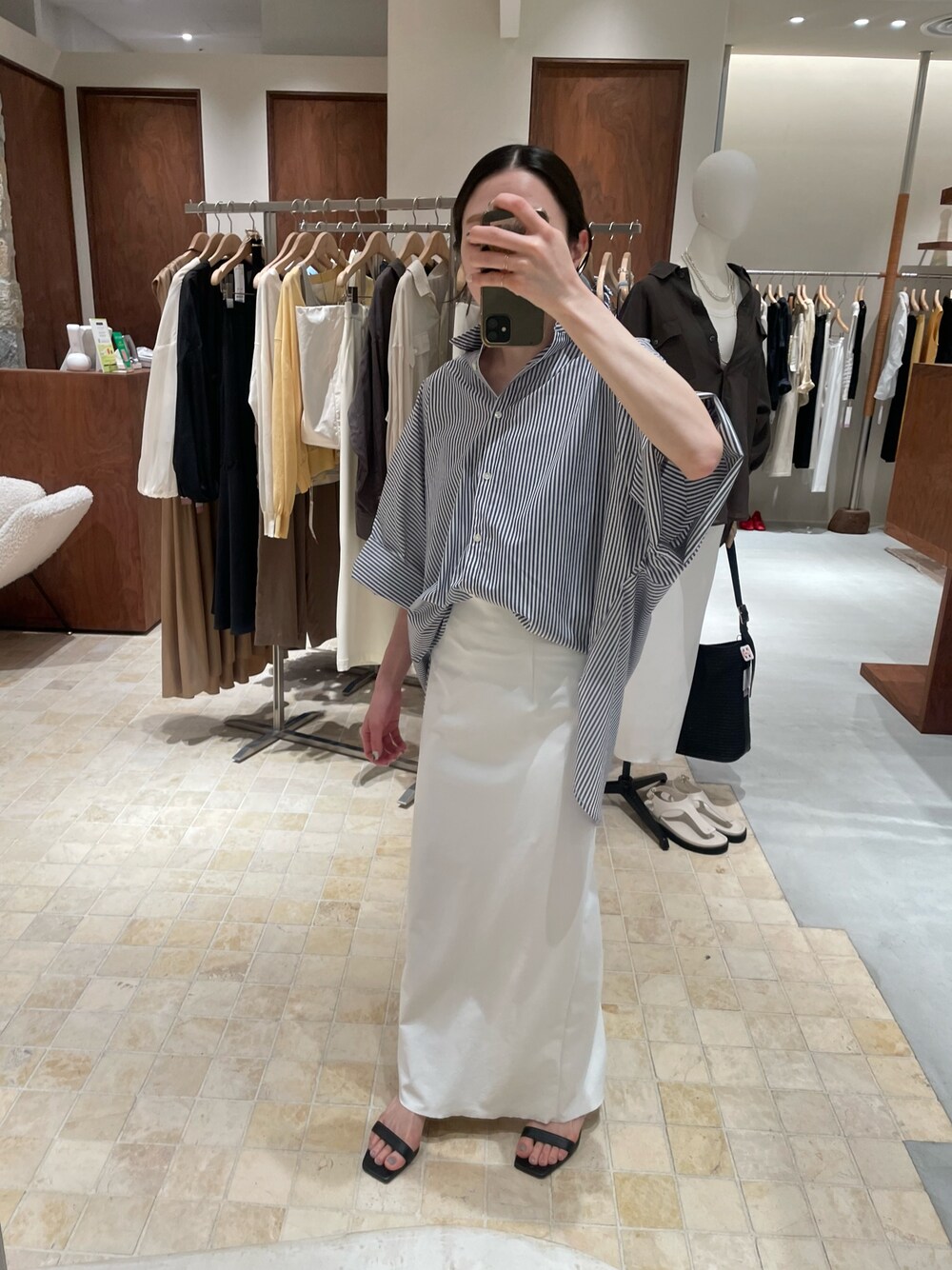ハーフスリーブシャツを使った人気ファッションコーディネート - WEAR